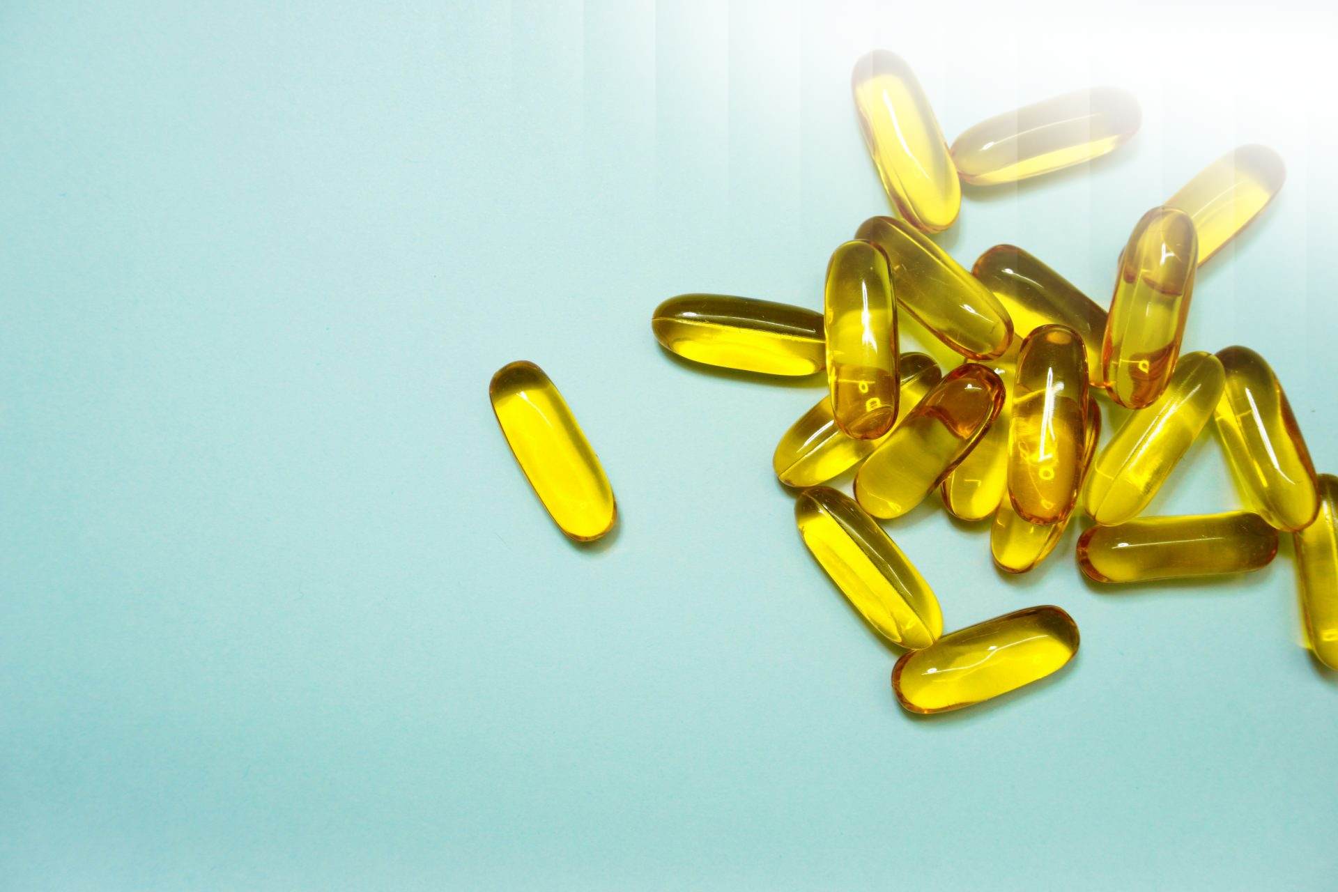 brown and yellow medication tablets
